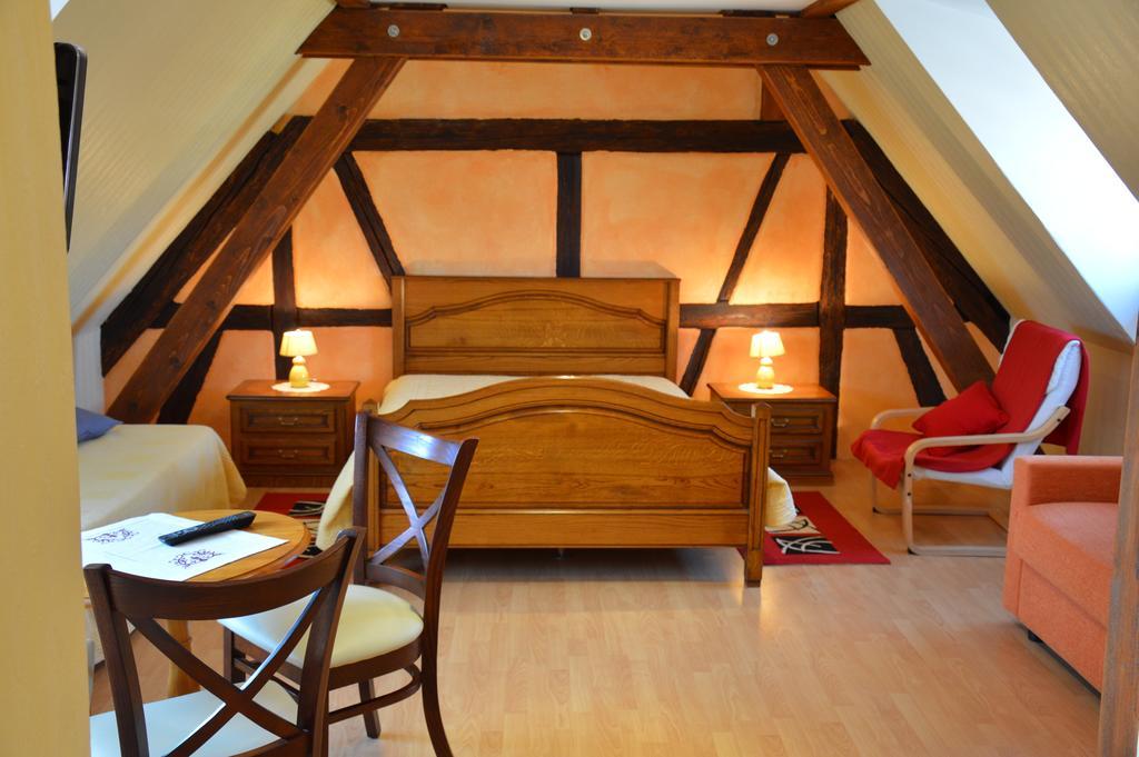 La Grange Du Pape - Annexe De L'Hotel La Ferme Du Pape Eguisheim Exteriör bild
